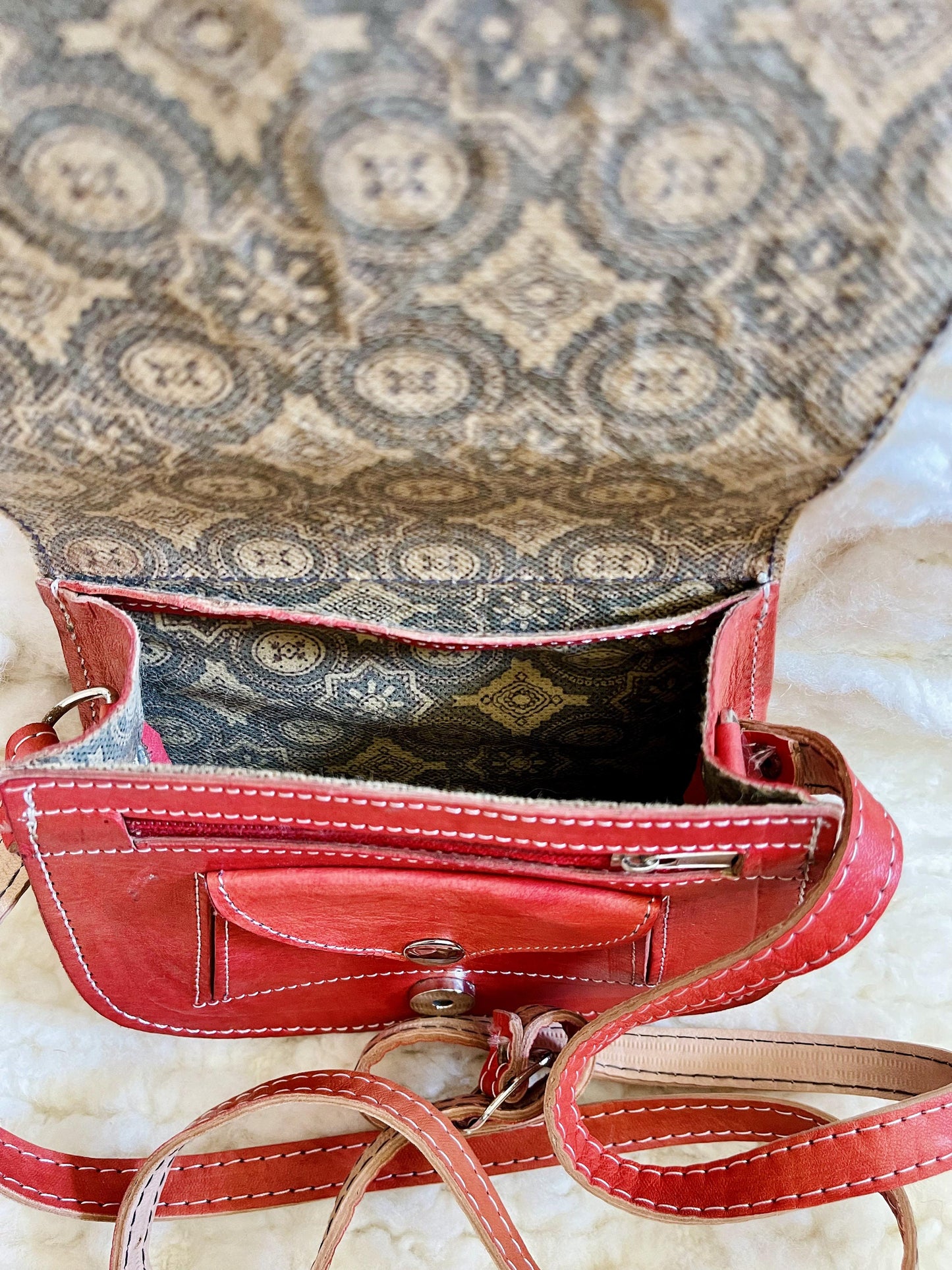 Moroccan Leather Bag, Genuine Leather Crossbody Bag, Moroccan Shoulder Bag, Women'S Leather Bag, Handmade Carved Leather Bag, Red Boho Bag