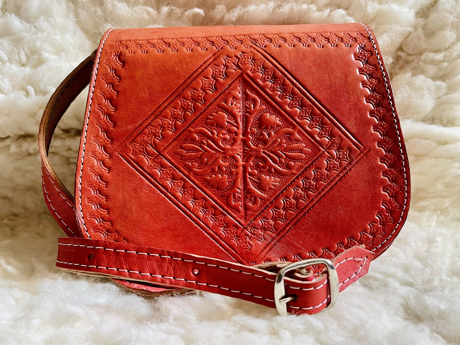 Moroccan Leather Bag, Genuine Leather Crossbody Bag, Moroccan Shoulder Bag, Women'S Leather Bag, Handmade Carved Leather Bag, Red Boho Bag