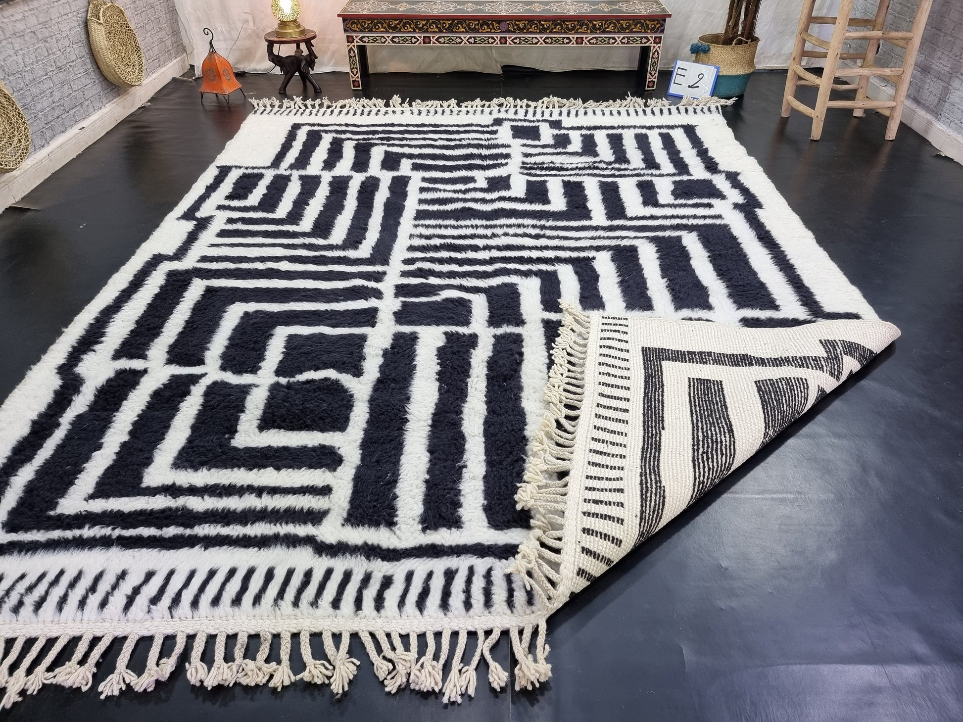 PRETTY MOROCCAN RUG, Handmade Beni Ourain Rug, Boho Black & White Rug, Custom Abstract Rug, Berber Handwoven Wool Rug, Cozy Chic Area Rug.