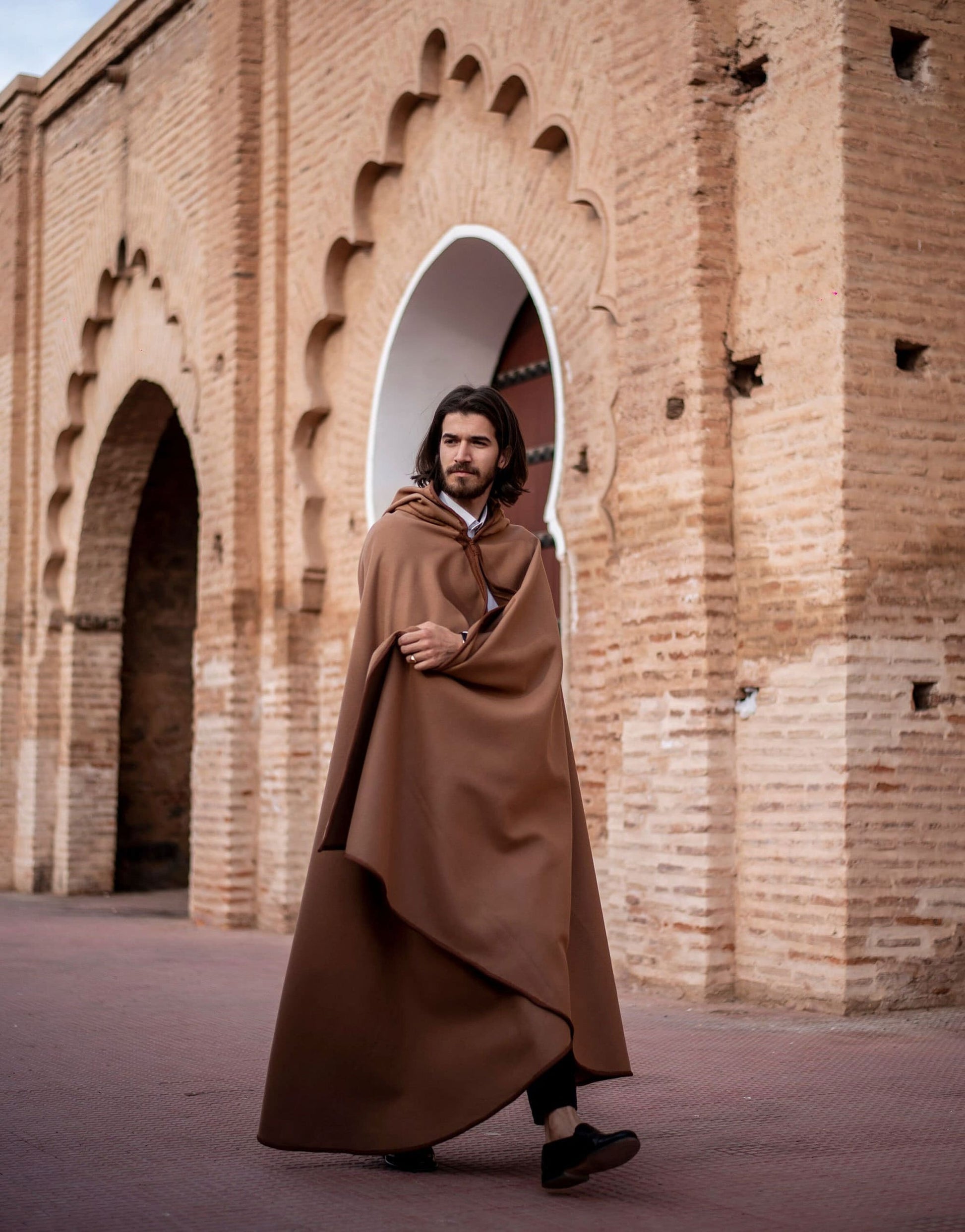 Soft Moroccan Luxury Long Winter Cape Coat – Cozy Poncho Overcoat for Cold Weather , Its Flowing Design Drapes Beautifully over the Body