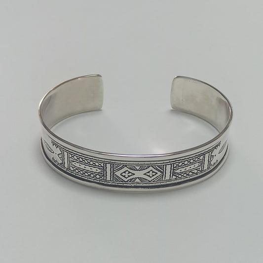 Tuareg Jewelery , Tuareg Moroccan Bracelet with Ethnic Tuareg Engraving in 925 Silver, , Unique Jewelry, Mens Gift