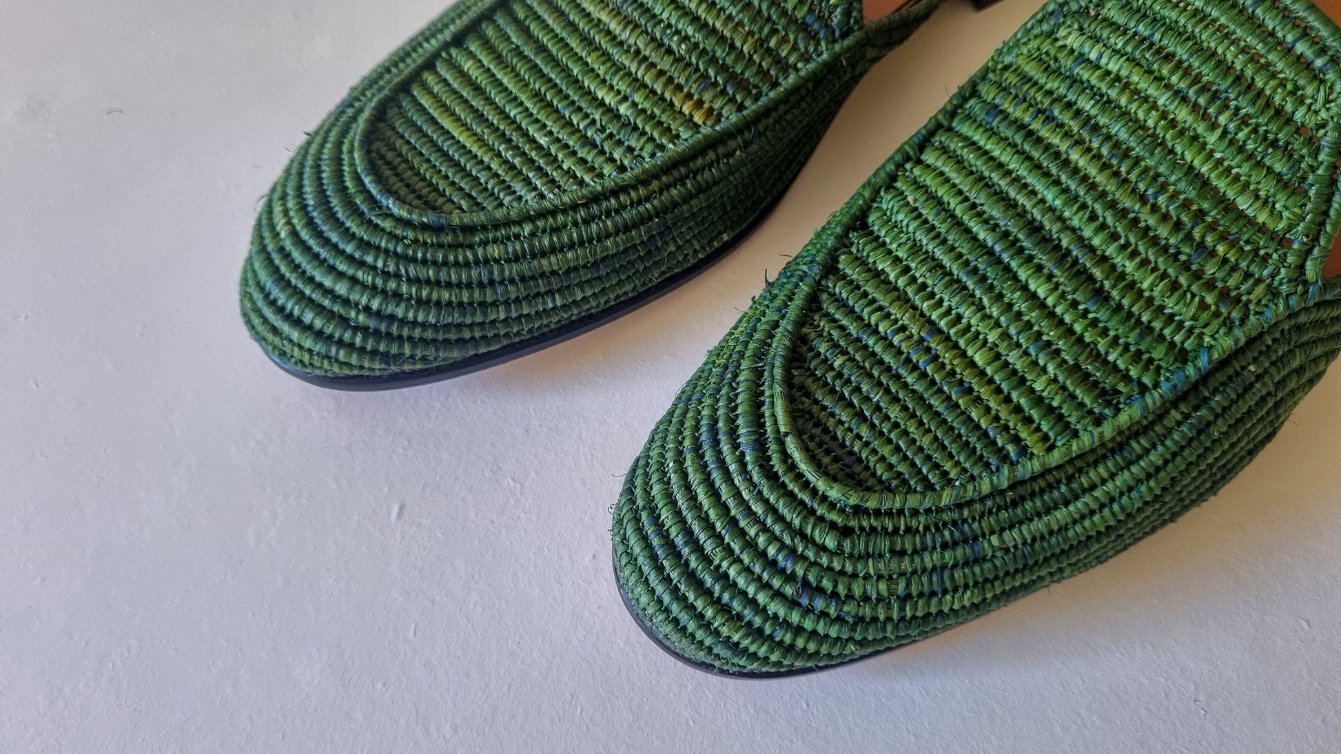 Custom Men Shoes Raffia Men Slides Handmade Moroccan Shoes for Men Men Raffia Mules