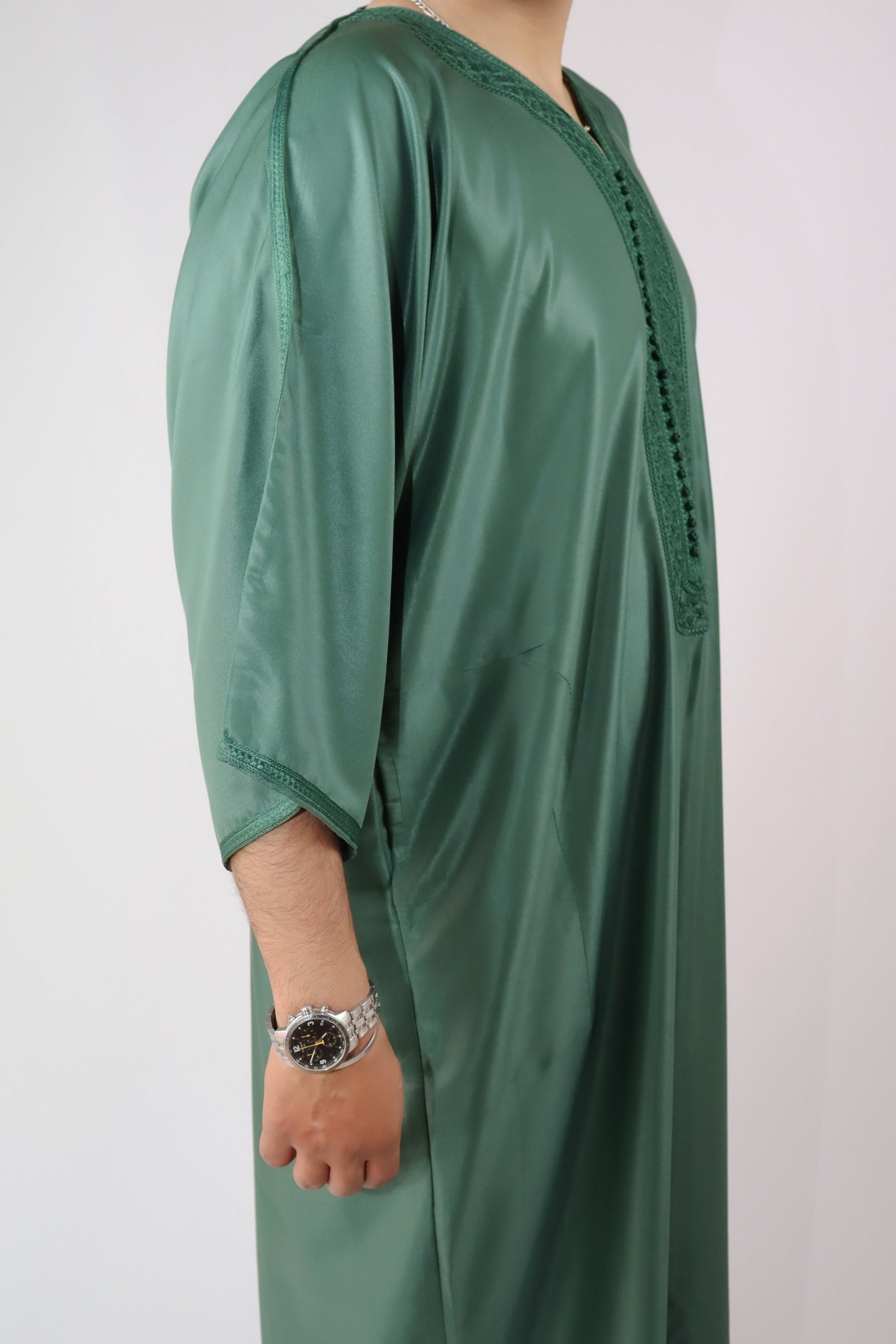 Green Moroccan Style Thobe - Traditional Short Sleeve Design for Men