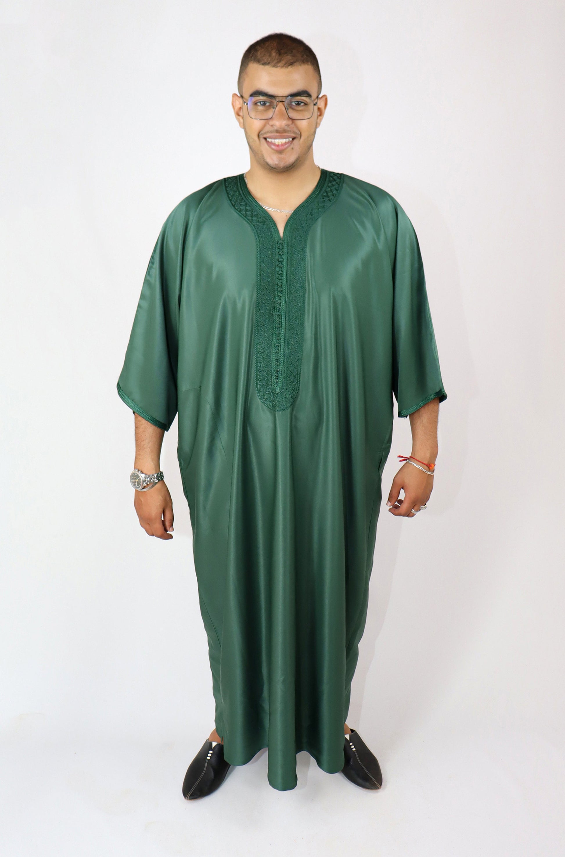 Green Moroccan Style Thobe - Traditional Short Sleeve Design for Men