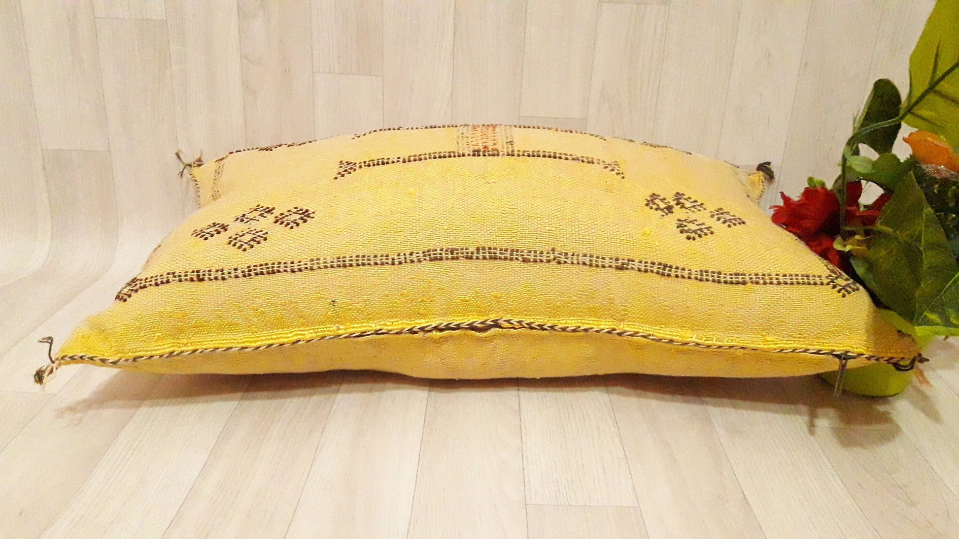 Cactus Silk Cushion Cover - Yellow Sabra Pillow - Handmade Morocco Cushion