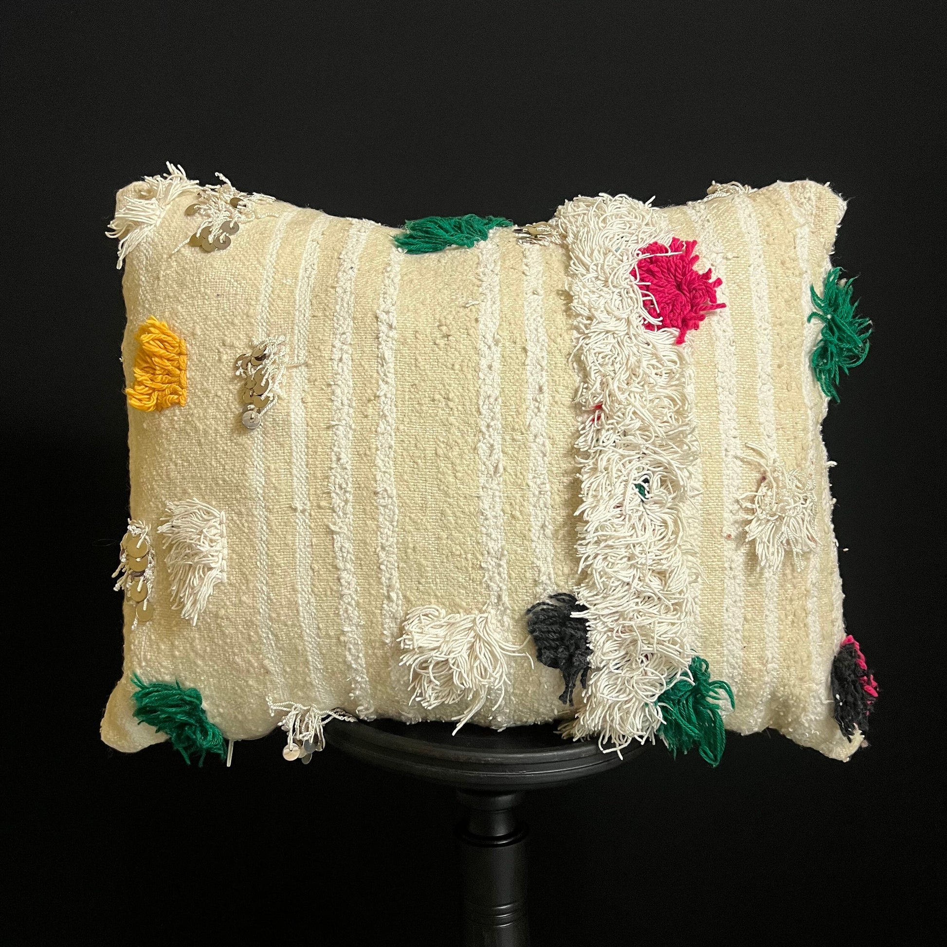 New White Cushions - Cushions, Modern Berber Pillows, Berber Pillows, Ottoman Pillows , Wool Pillows, and Bohemian Decoration.