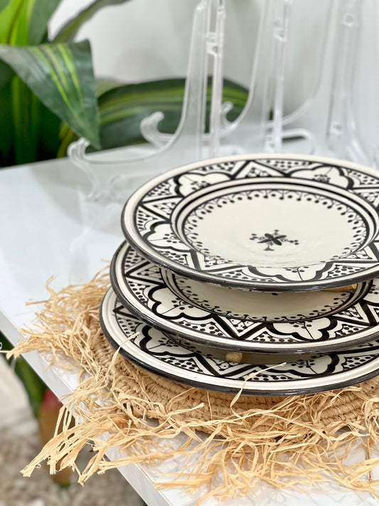 Handcrafted Moroccan Ceramic Dining Plates Set - Exquisite Hand-Painted Artisanal Dinnerware