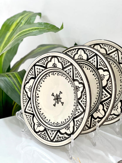 Handcrafted Moroccan Ceramic Dining Plates Set - Exquisite Hand-Painted Artisanal Dinnerware