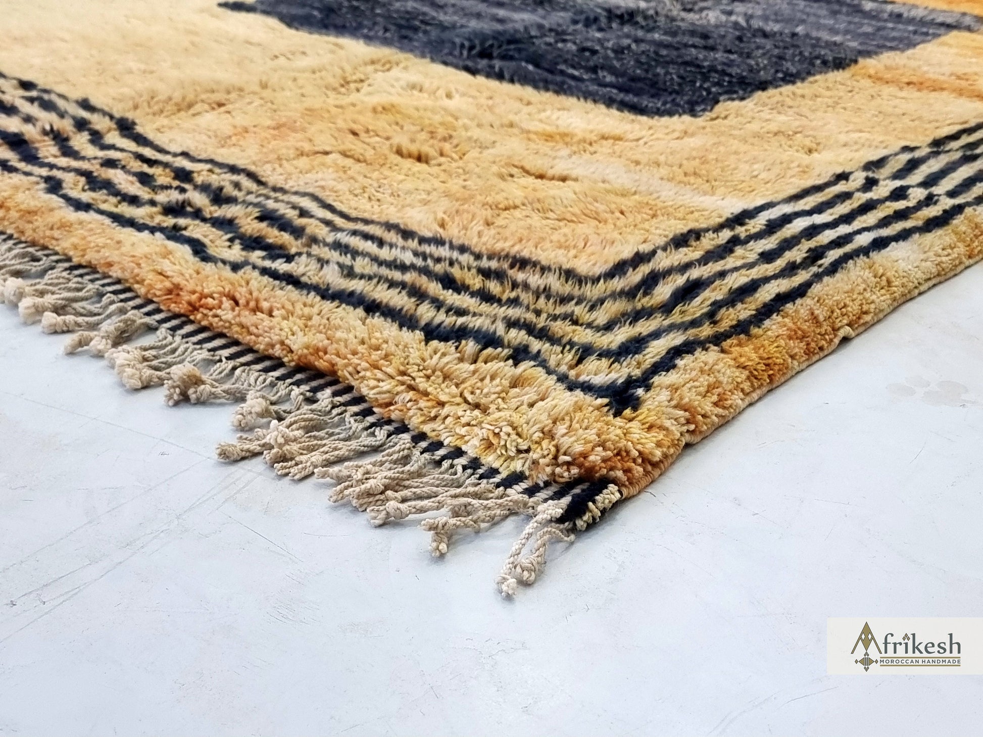FLUFFY MRIRT RUG 6X9, Geometric Moroccan Rug, Handmade Beni Mrirt Rug, Brown & Black Design, High Quality Wool Rug, Berber Area Carpet.