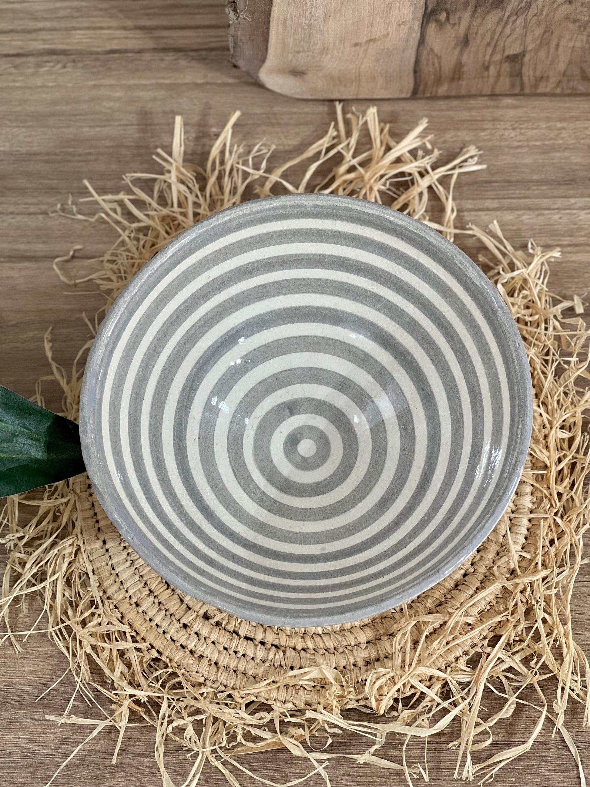 Handmade Ceramic Salad Bowl - (7.3In X 3.5In) - Pottery Bowl - Large Salad Bowl - Handpainted Bowl - Ceramic Fruit Bowl - Modern Tableware