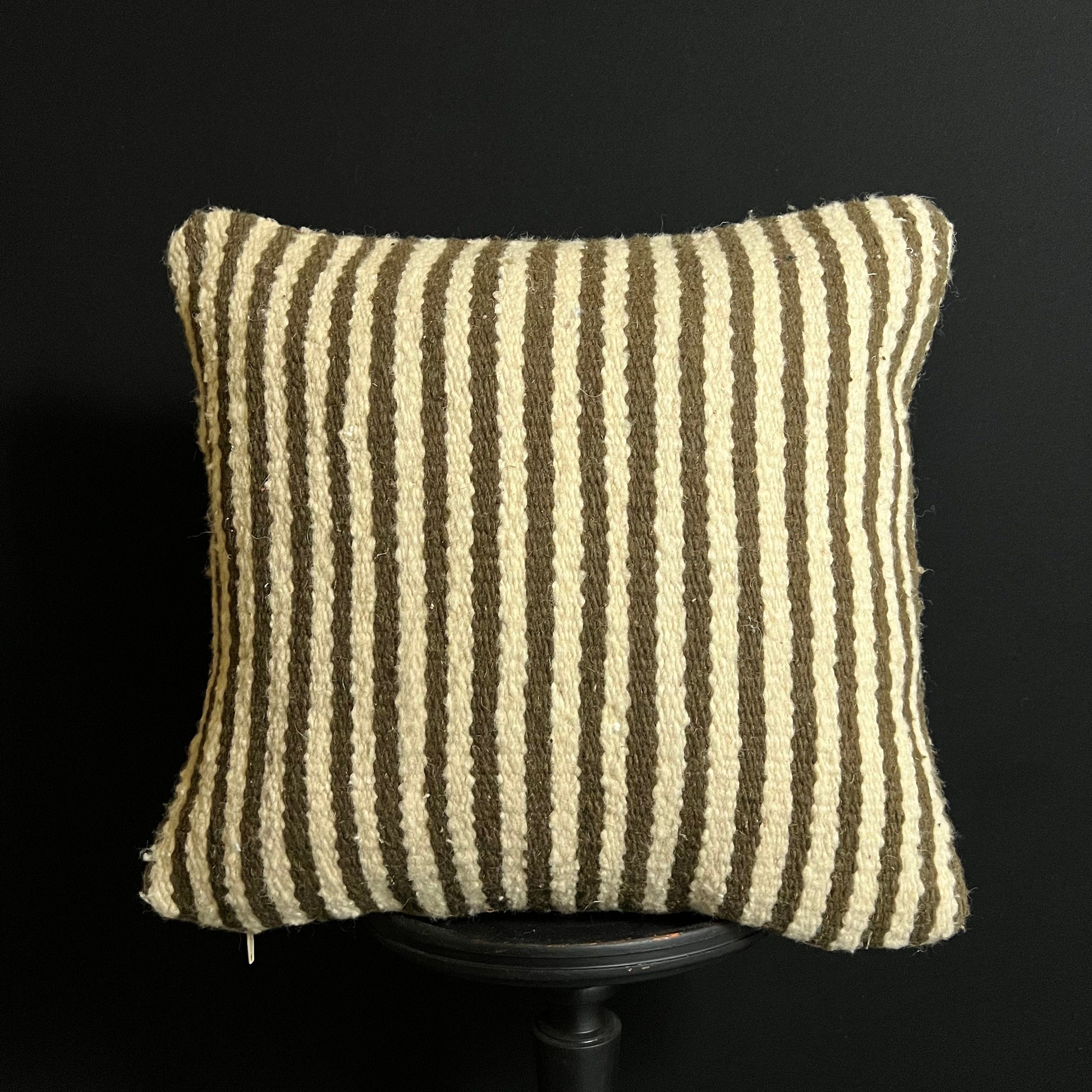 Handmade White Cushions - Cushions, Modern Berber Pillows, Berber Pillows, Ottoman , Wool Pillows, and Bohemian Decoration, Moroccan Pillow