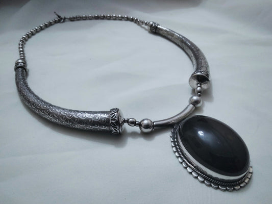 Sterling Silver Necklace with a Pretty Amethyst Stone, Berber Necklace, Sterling Silver Choker Necklace, Berber Jewelry, Boho.