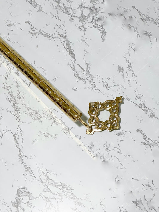 Brass Towel Bar, Handmade Hammered Brass Towel Rack, Brass Bathroom Towel Shelf, Rustic Wall-Mounted Towel Holder Unlacquered Brass Towel