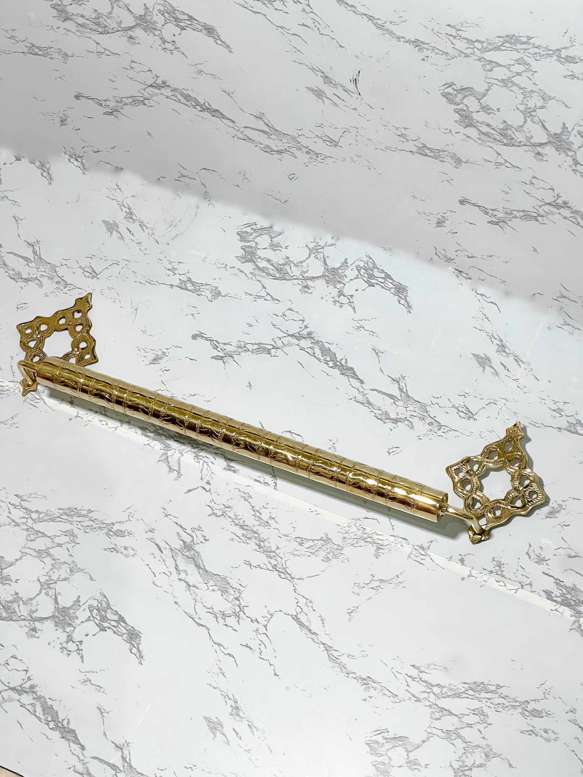 Brass Towel Bar, Handmade Hammered Brass Towel Rack, Brass Bathroom Towel Shelf, Rustic Wall-Mounted Towel Holder Unlacquered Brass Towel