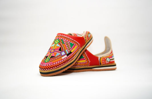 Handmade Moroccan Leather Babouche Slippers for Women, Embroidered Organic Sheepskin House Slippers, Moroccan Shoes, and Leather Babouche.
