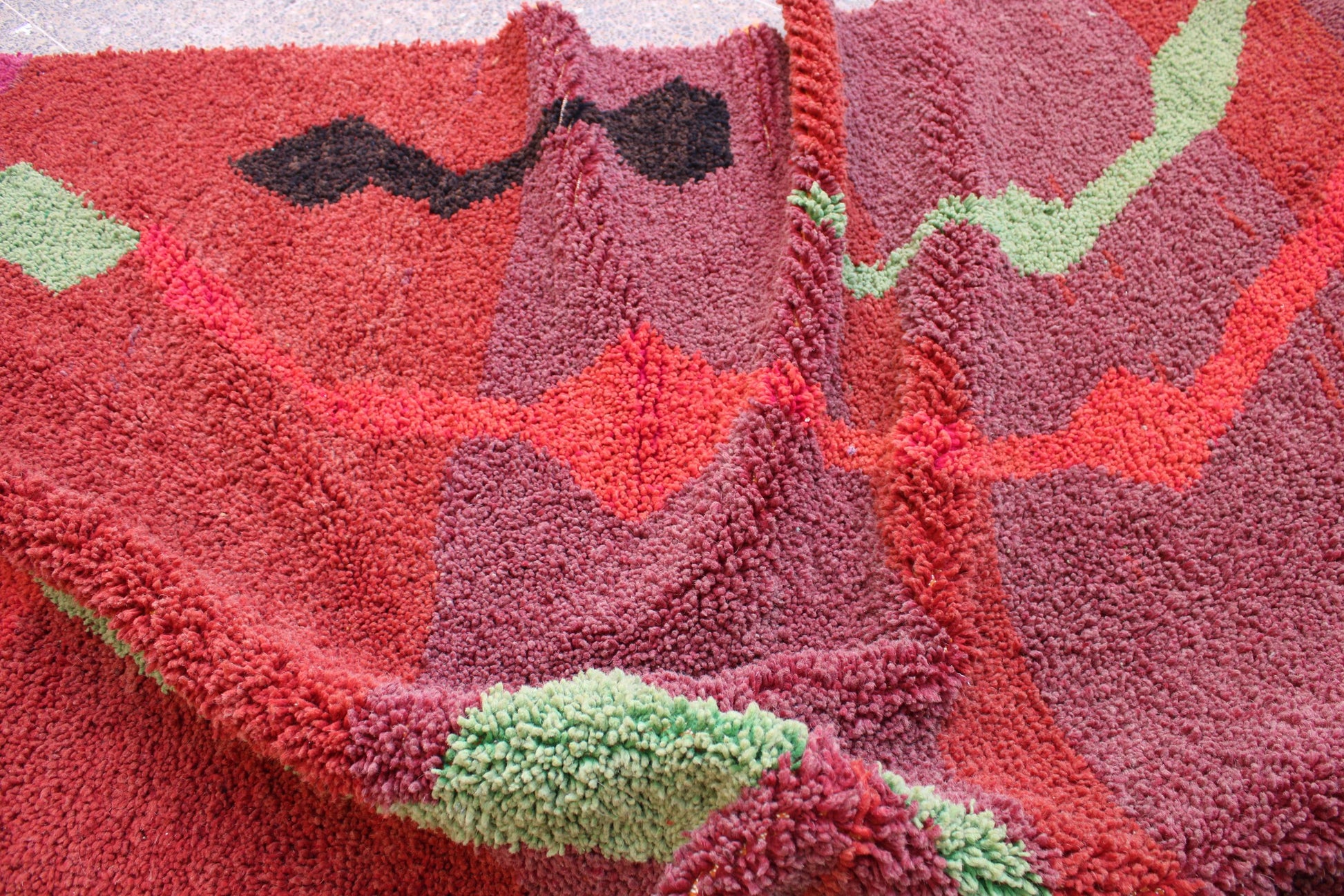 Red Moroccan Rug, Red Wool Carpet, Beni Ourain Teppich, Berber Rug Morocco, Red Area Rugs, Natural Fiber Rugs, Rugs and Carpet, Red Boho Rug