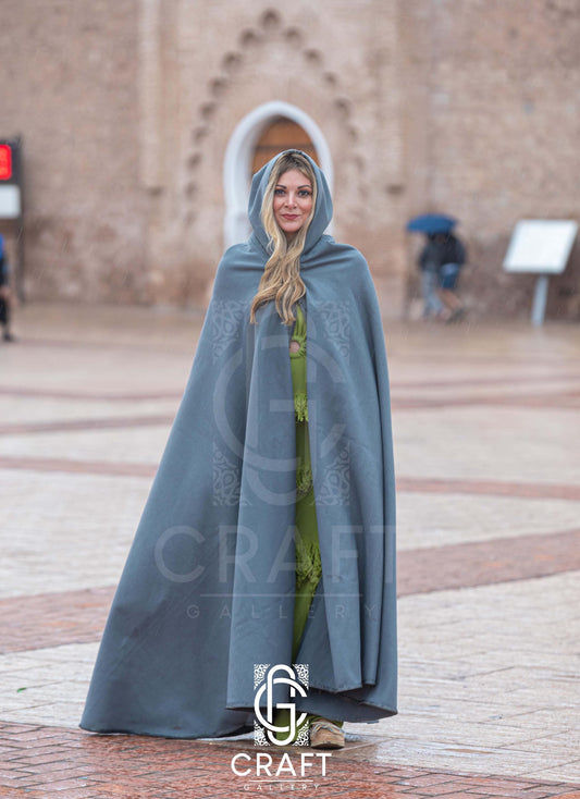 Soft Moroccan Luxury Long Winter Cape Coat – Cozy Poncho Overcoat for Cold Weather , Its Flowing Design Drapes Beautifully over the Body