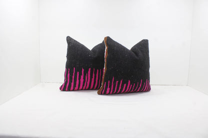 Set of 2 Vintage Moroccan Pillows 100% Wool , Absolutely Gorgeous Pillow Floor Pillow Moroccan Berber Home Design Handmade Kilim Berber