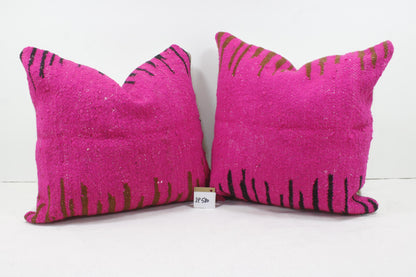 Set of 2 Vintage Moroccan Pillows 100% Wool , Absolutely Gorgeous Pillow Floor Pillow Moroccan Berber Home Design Handmade Kilim Berber