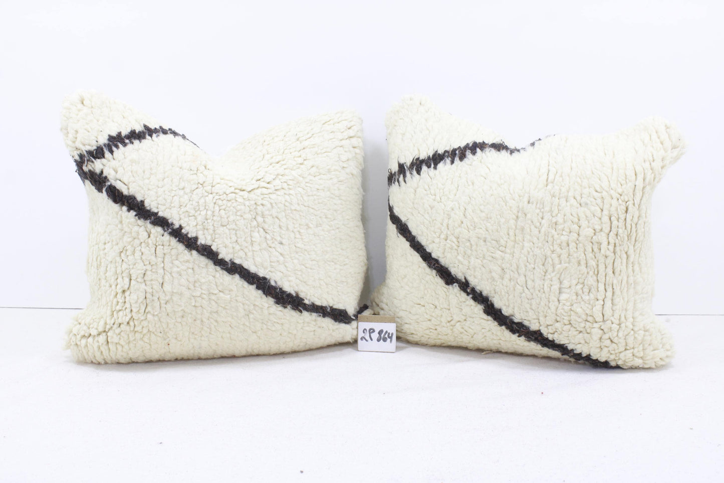 Set of 2 Vintage Moroccan Pillows 100% Wool , Absolutely Gorgeous Pillow Floor Pillow Moroccan Berber Home Design Handmade Kilim Berber