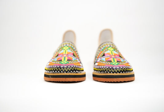 Handmade Moroccan Leather Babouche Slippers for Women, Embroidered Organic Sheepskin House Slippers, Moroccan Shoes, and Leather Babouche.