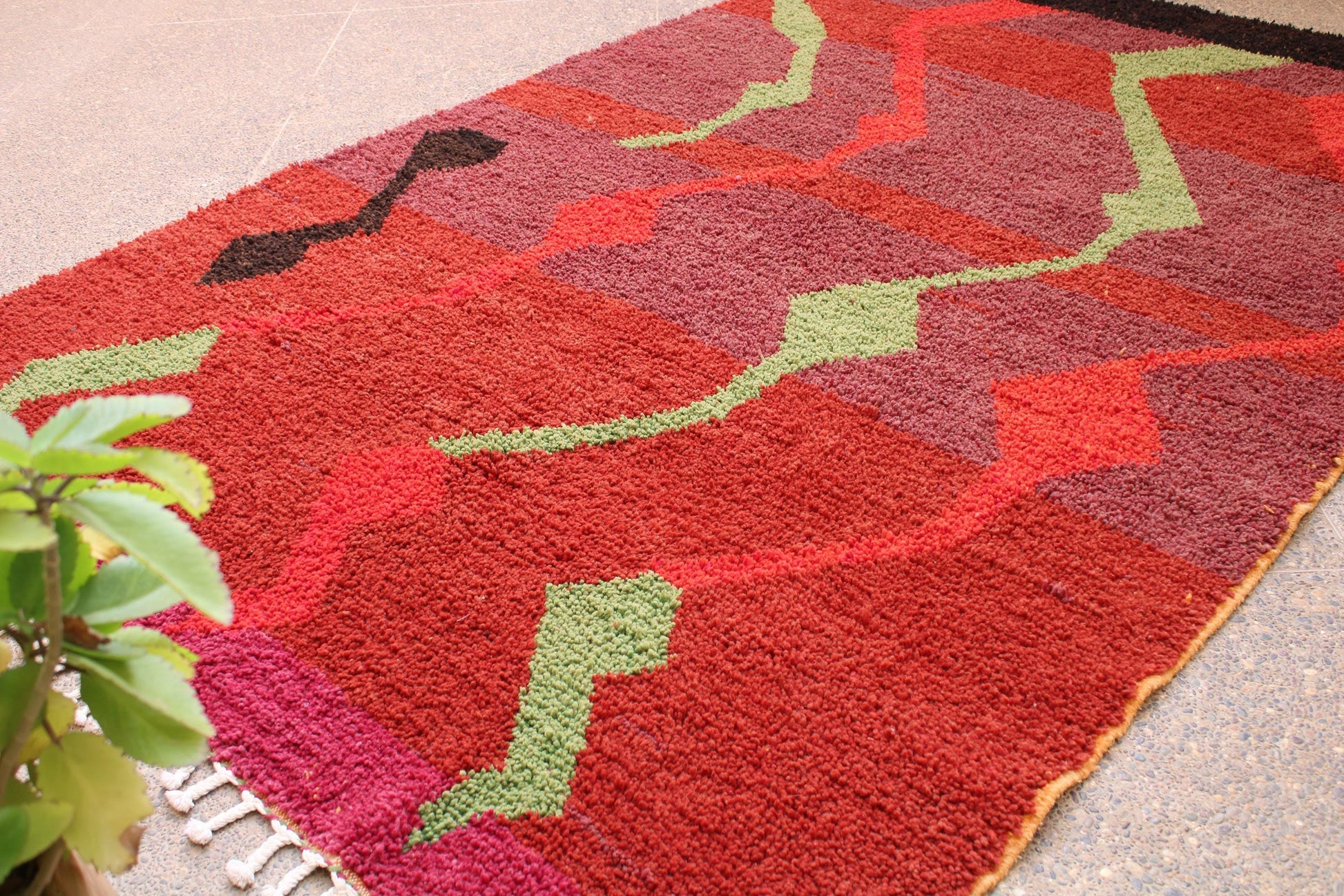 Red Moroccan Rug, Red Wool Carpet, Beni Ourain Teppich, Berber Rug Morocco, Red Area Rugs, Natural Fiber Rugs, Rugs and Carpet, Red Boho Rug