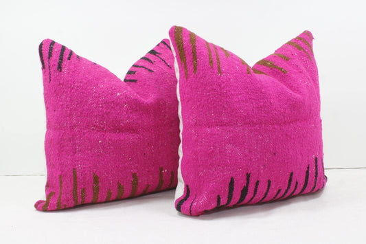 Set of 2 Vintage Moroccan Pillows 100% Wool , Absolutely Gorgeous Pillow Floor Pillow Moroccan Berber Home Design Handmade Kilim Berber