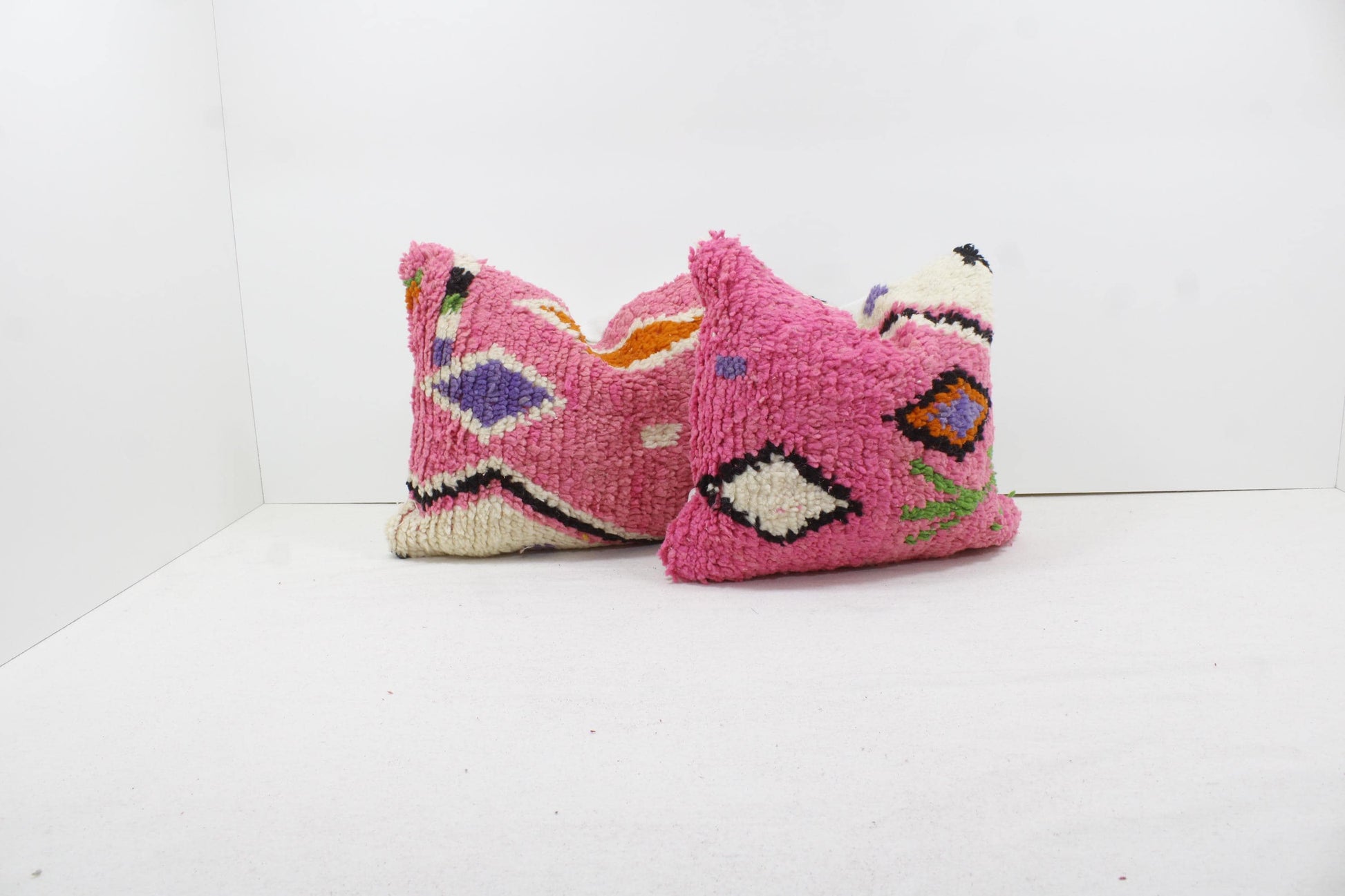 Set of 2 Vintage Moroccan Pillows 100% Wool ,Absolutely Gorgeous Pillow Floor Pillow Moroccan Berber Home Design Handmade Kilim Berber 2P941