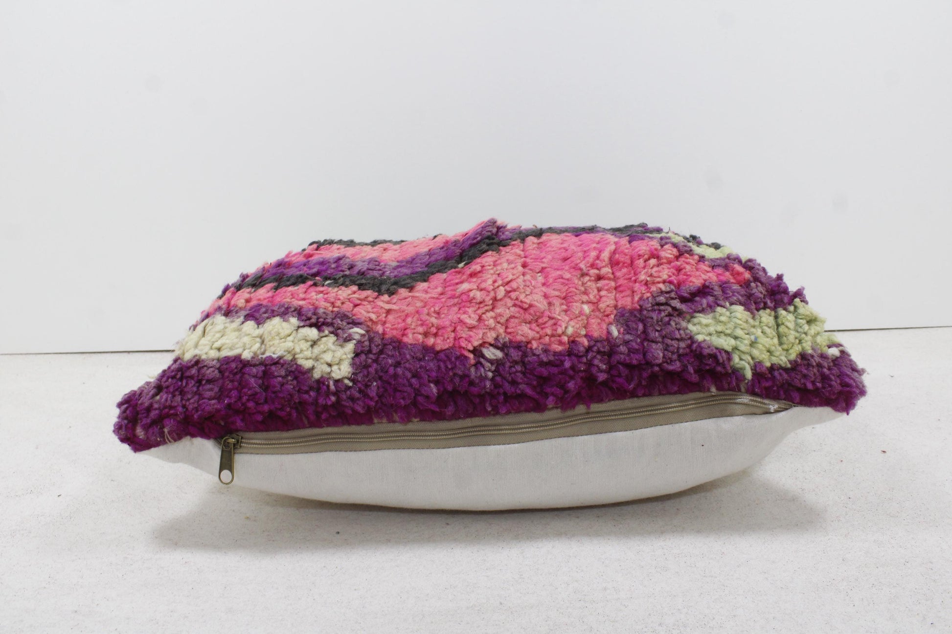 Vintage Moroccan Pillows 100% Wool ,Absolutely Gorgeous Pillow Floor Pillow Moroccan Berber Home Design Handmade Kilim Berber P196