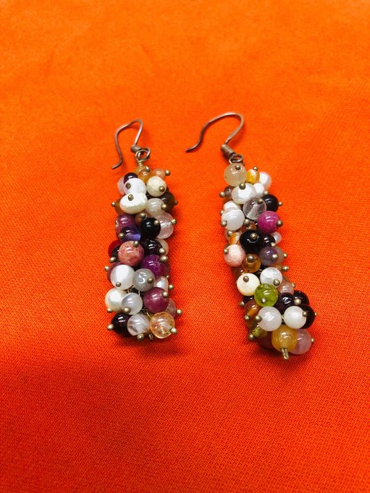 Artisanal Earrings in Multicolored Semi-Precious Stones