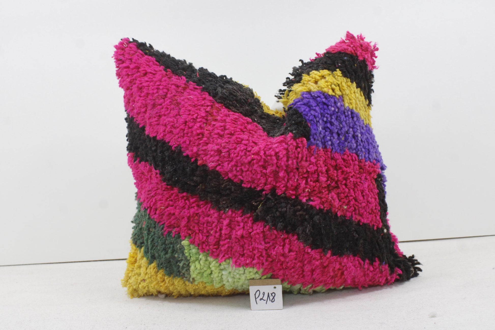 Vintage Moroccan Pillows 100% Wool ,Absolutely Gorgeous Pillow Floor Pillow Moroccan Berber Home Design Handmade Kilim Berber P218