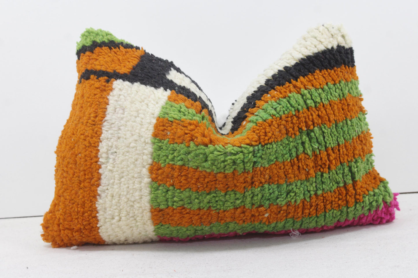 Vintage Moroccan Pillows 100% Wool ,Absolutely Gorgeous Pillow Floor Pillow Moroccan Berber Home Design Handmade Kilim Berber P213