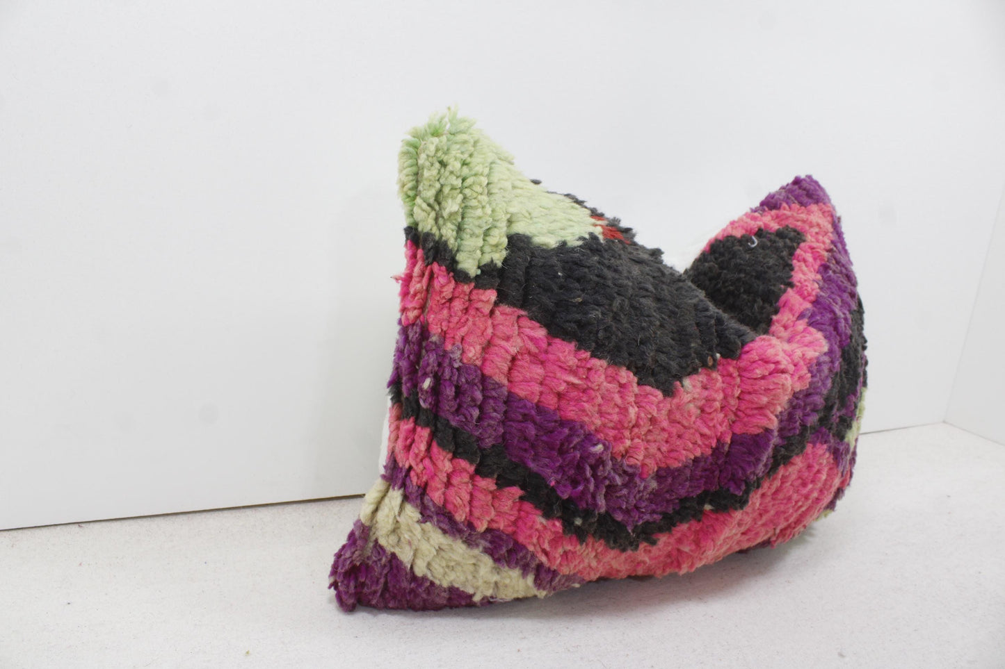 Vintage Moroccan Pillows 100% Wool ,Absolutely Gorgeous Pillow Floor Pillow Moroccan Berber Home Design Handmade Kilim Berber P196