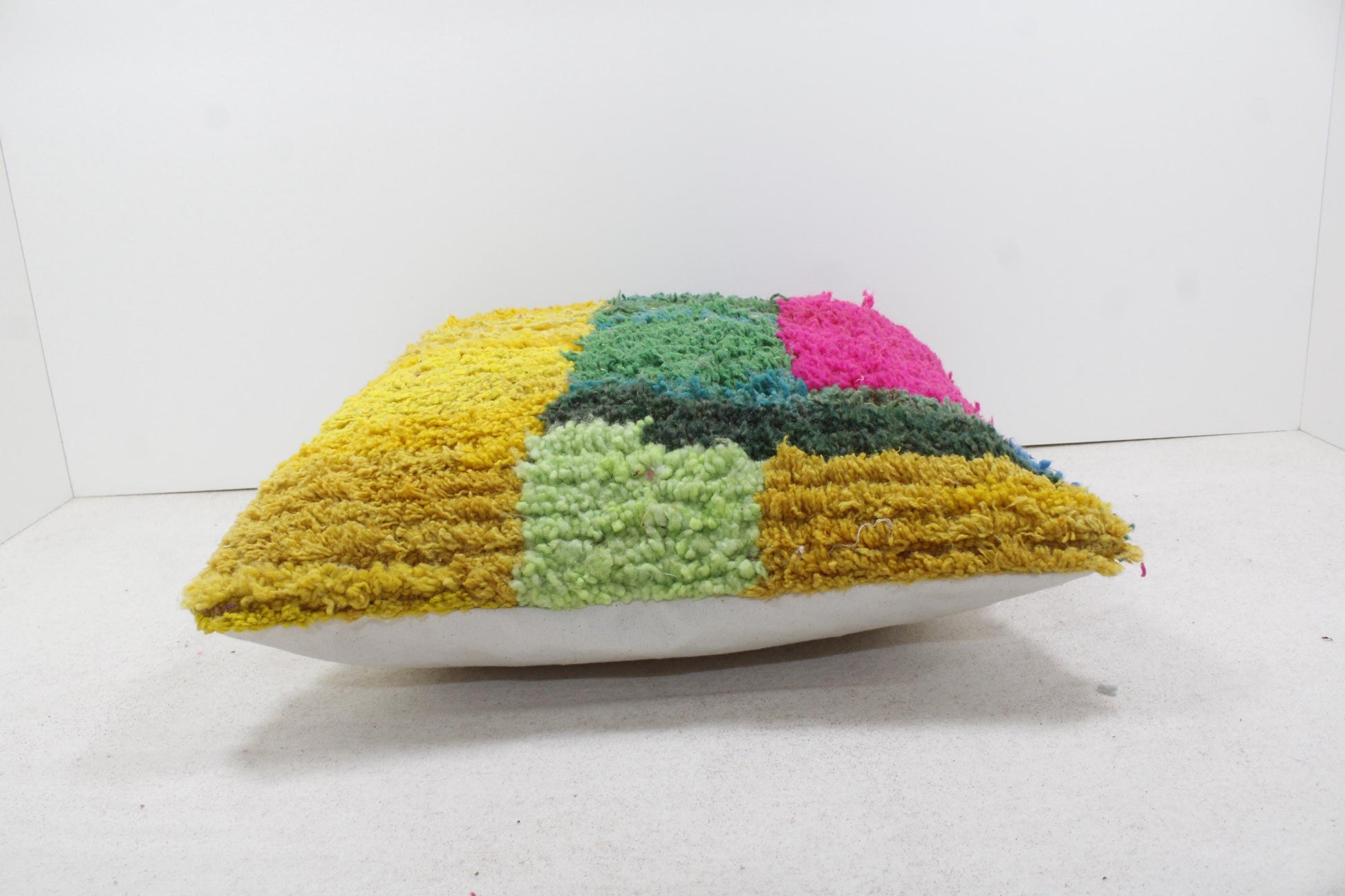 Vintage Moroccan Pillows 100% Wool ,Absolutely Gorgeous Pillow Floor Pillow Moroccan Berber Home Design Handmade Kilim Berber P195
