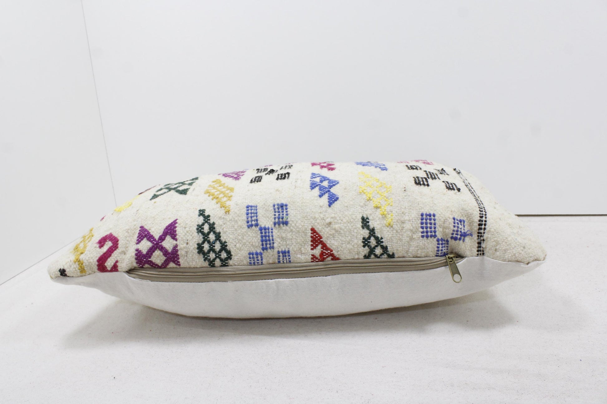 Vintage Moroccan Pillows 100% Wool ,Absolutely Gorgeous Pillow Floor Pillow Moroccan Berber Home Design Handmade Kilim Berber P253