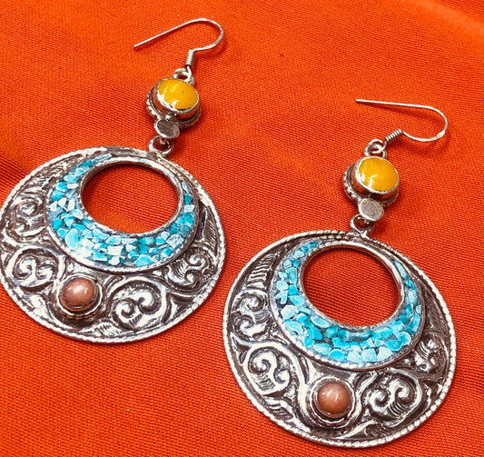 Handmade Berber Silver Earrings with Natural Stones, Featuring a Design Inspired by Authentic Traditional Craftsmanship.