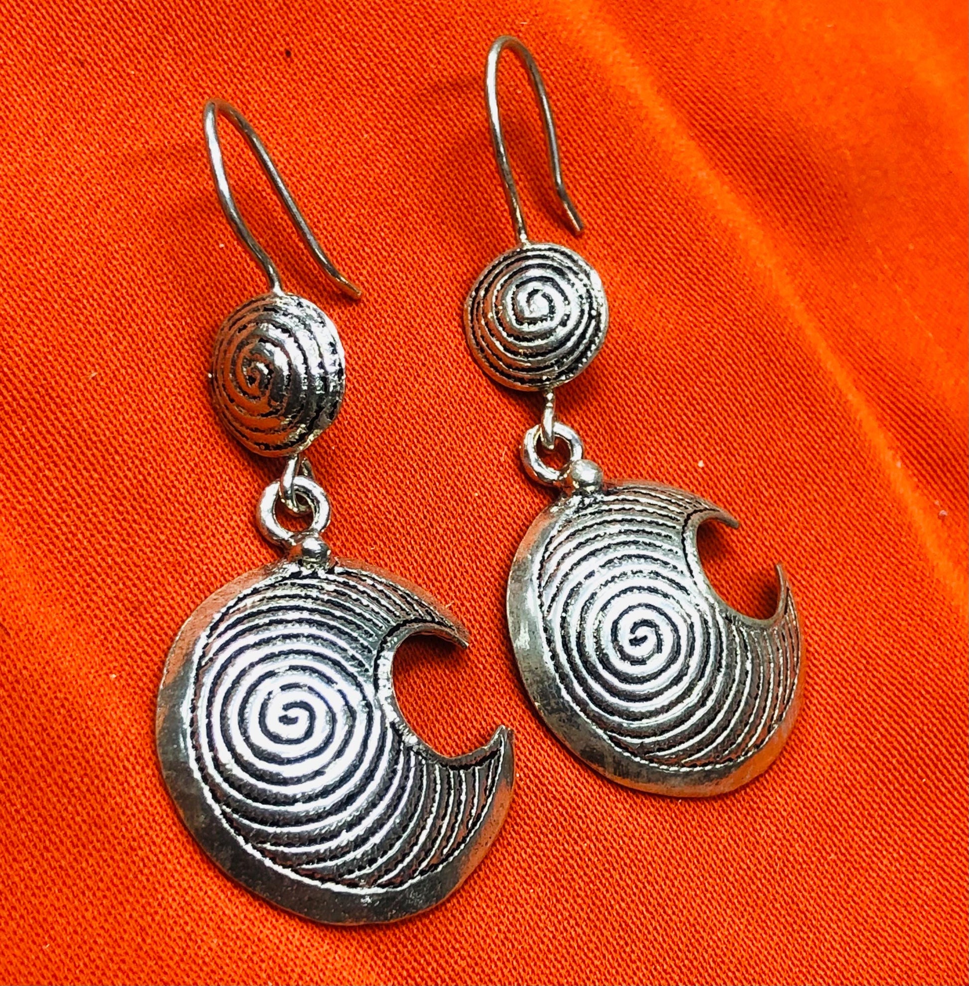 Tuareg Silver Spiral Earrings, Handmade Ethnic Jewelry – Unique Tribal Design