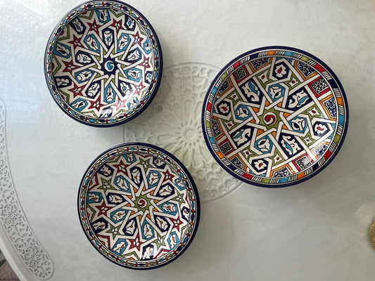 Handmade and Hand-Painted Moroccan Ceramic Plate from Fed/Fez