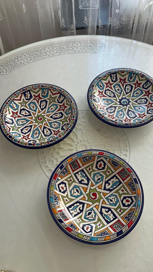 Handmade and Hand-Painted Moroccan Ceramic Plate from Fed/Fez