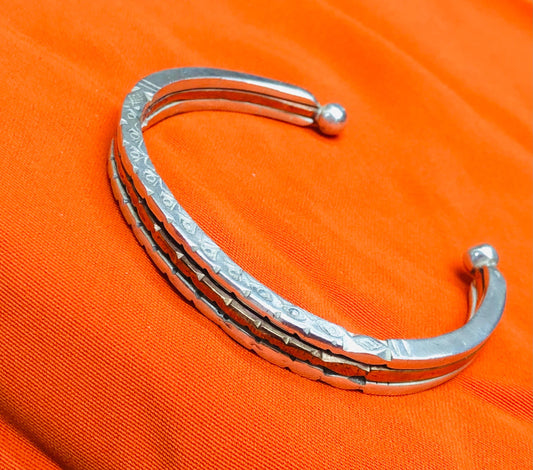 Handmade Berber Bracelet in Silver and Red Copper – Ethnic Unisex Jewelry, Traditional Style, Moroccan Artisan Cuff