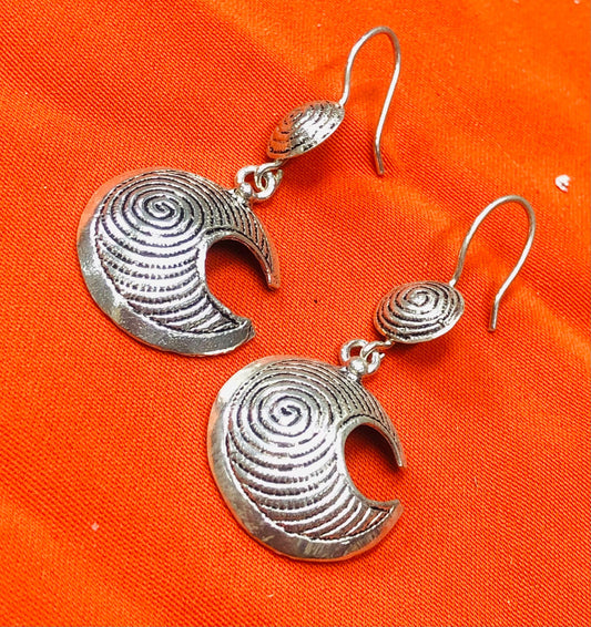 Tuareg Silver Spiral Earrings, Handmade Ethnic Jewelry – Unique Tribal Design