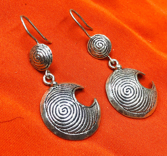 Tuareg Silver Spiral Earrings, Handmade Ethnic Jewelry – Unique Tribal Design