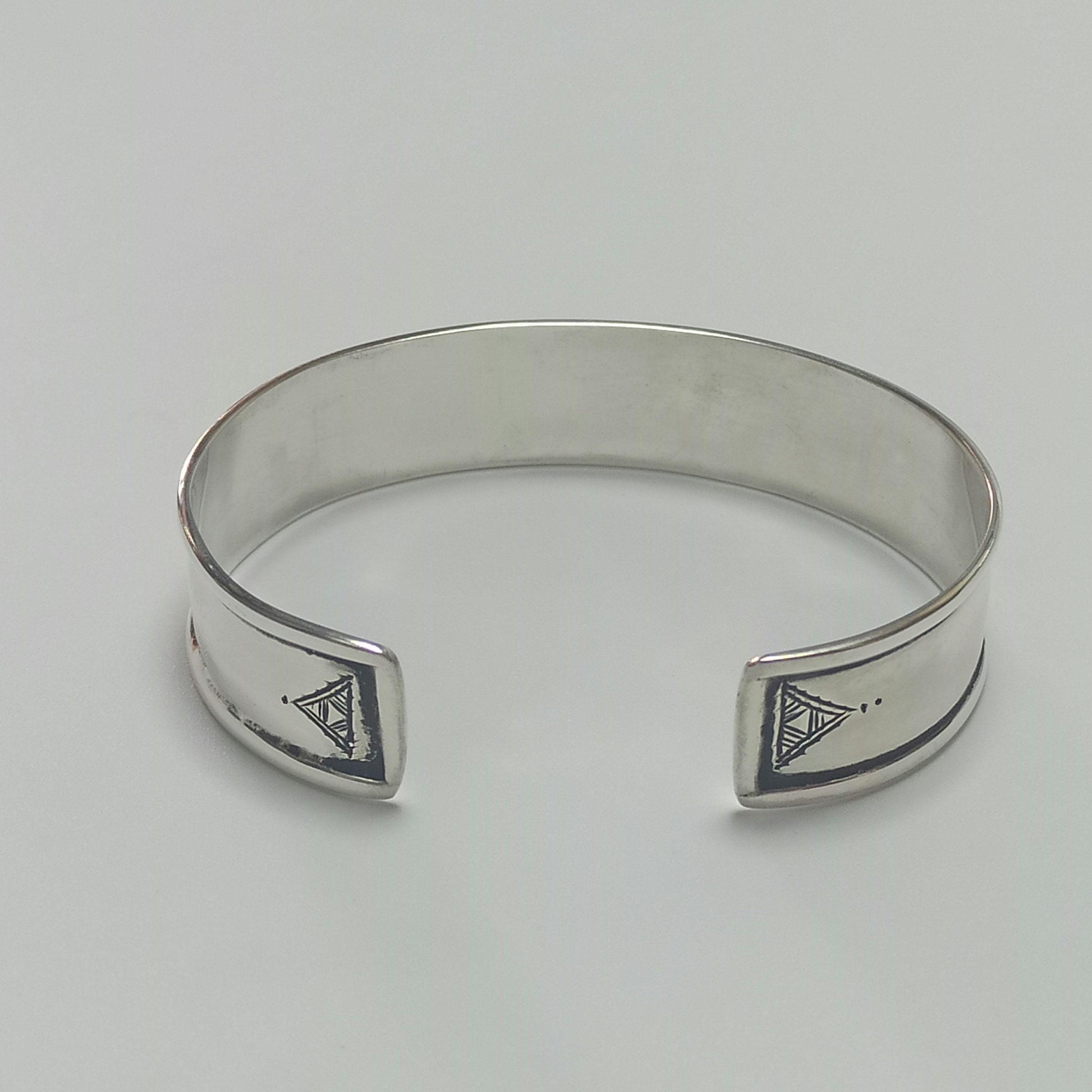 Tuareg Jewelery , Tuareg Moroccan Bracelet with Ethnic Tuareg Engraving in 925 Silver, , Unique Jewelry, Mens Gift