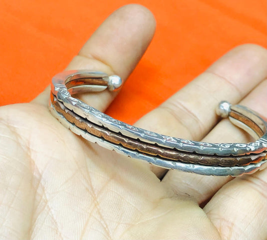 Handmade Berber Bracelet in Silver and Red Copper – Ethnic Unisex Jewelry, Traditional Style, Moroccan Artisan Cuff