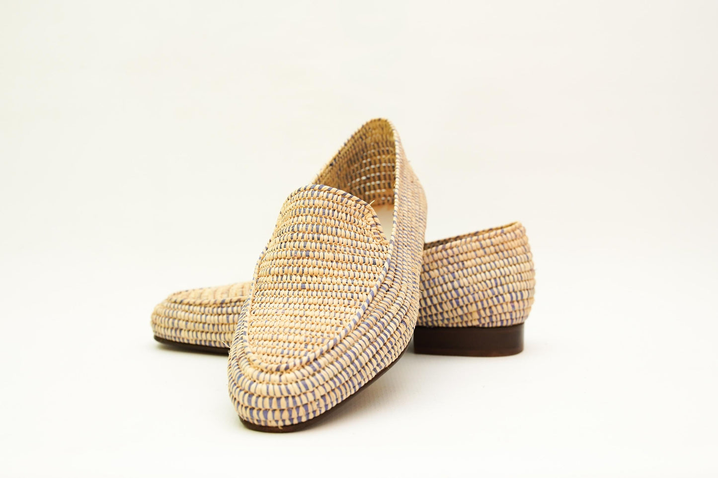 Handwoven Raffia Loafers – Moroccan Unisex Shoes – Natural Slip-On Flats – Boho Artisan Footwear