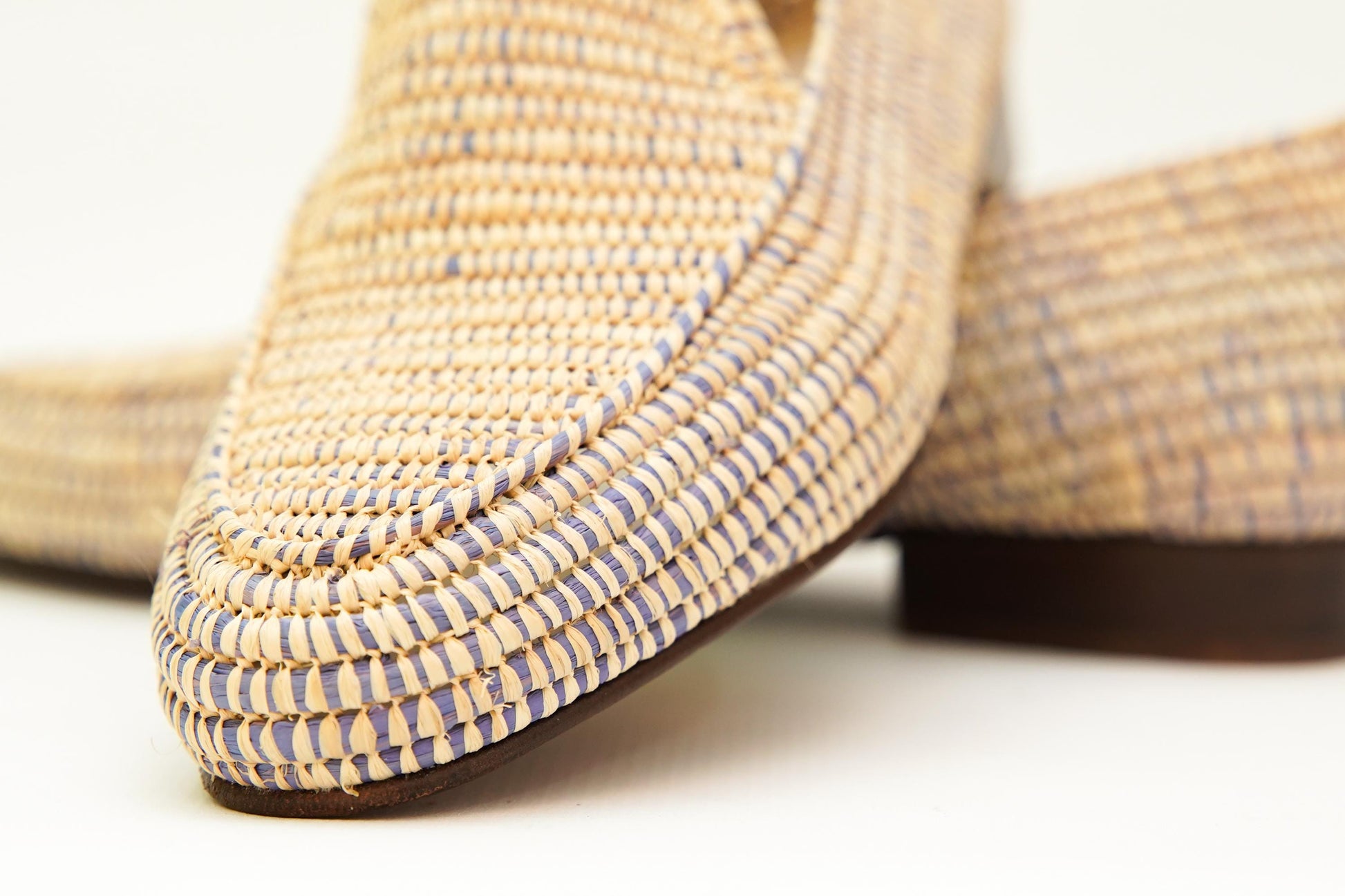 Handwoven Raffia Loafers – Moroccan Unisex Shoes – Natural Slip-On Flats – Boho Artisan Footwear