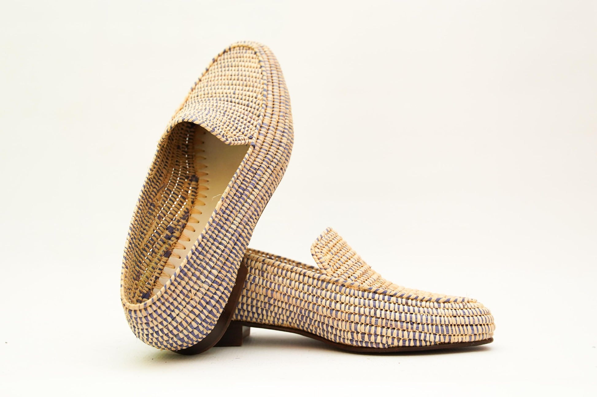 Handwoven Raffia Loafers – Moroccan Unisex Shoes – Natural Slip-On Flats – Boho Artisan Footwear